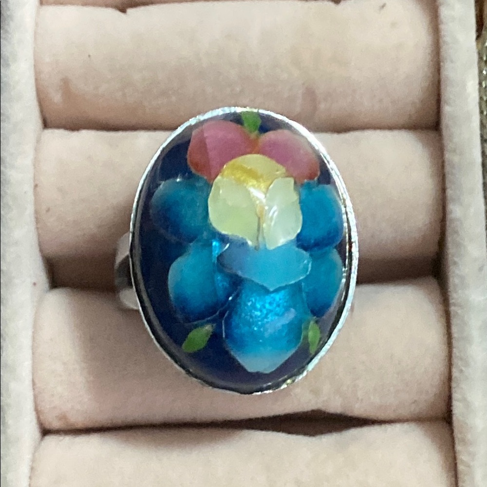 Vintage Floral Silver Tone Ring with Blue and Pink Accents